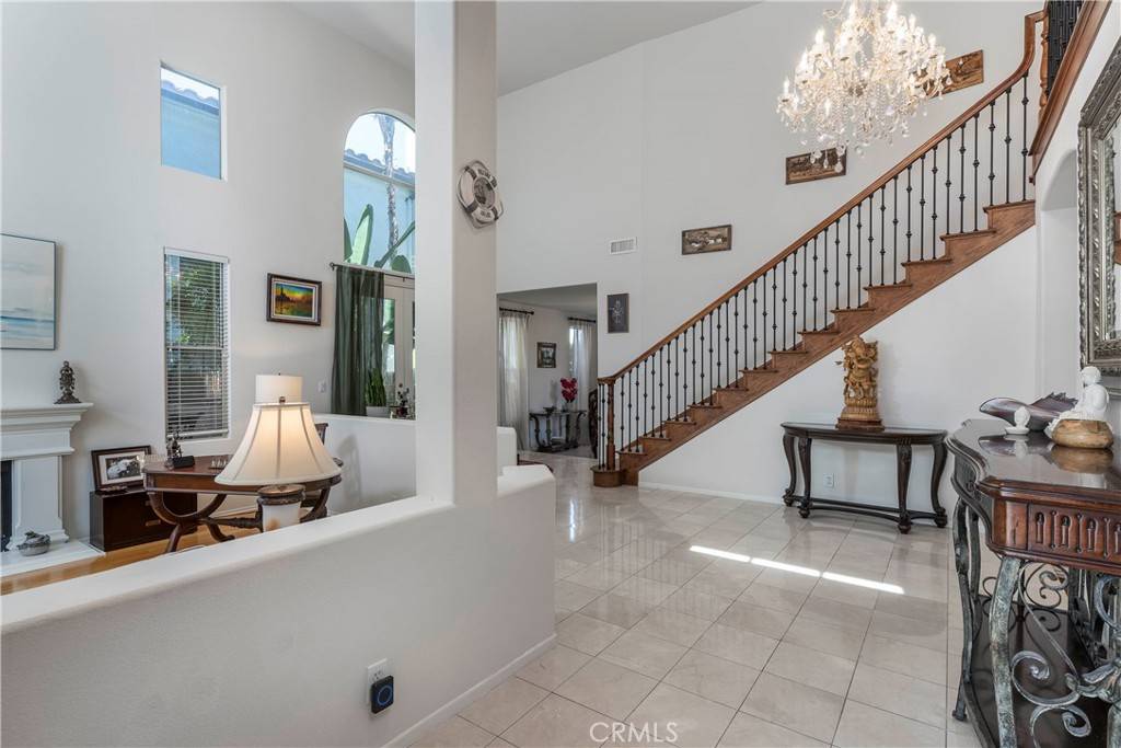 West Hills, CA 91307,7371 Westcliff DR