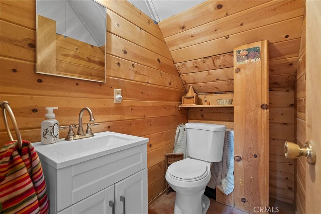 Twin Peaks, CA 92391,26251 Alpine LN