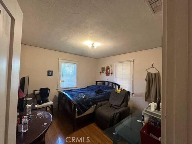 Long Beach, CA 90804,1045 Gladys AVE