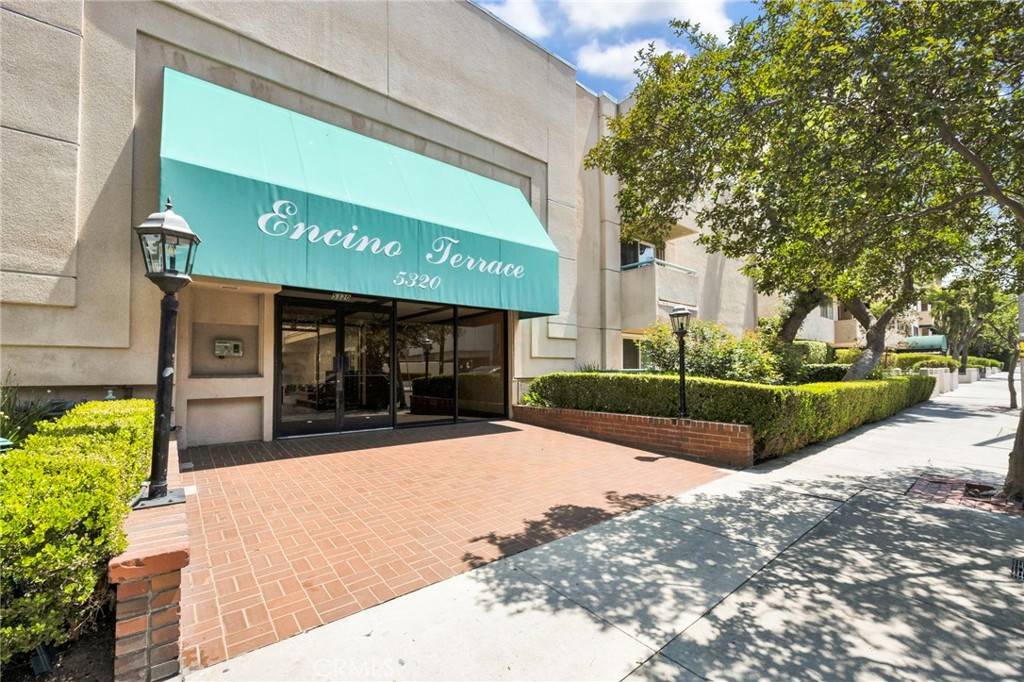 Encino, CA 91316,5320 Zelzah AVE #106