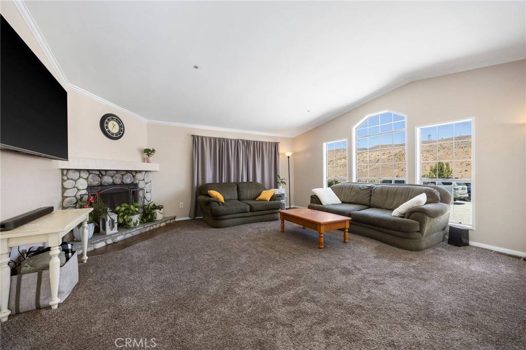 Palmdale, CA 93550,33415 Oracle Hill