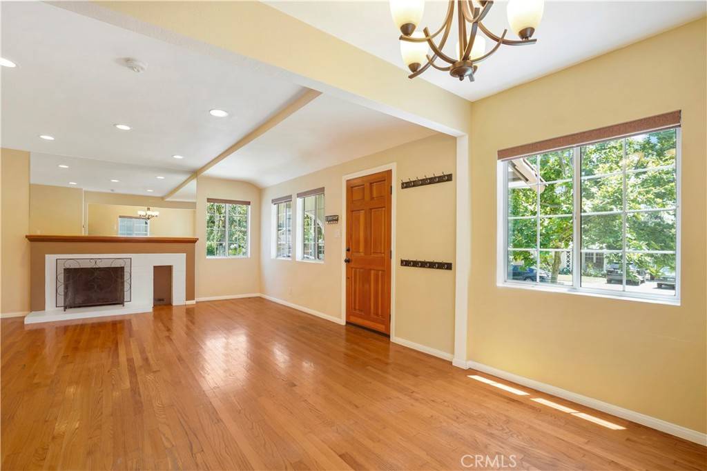 Glendale, CA 91208,1715 Glorietta AVE