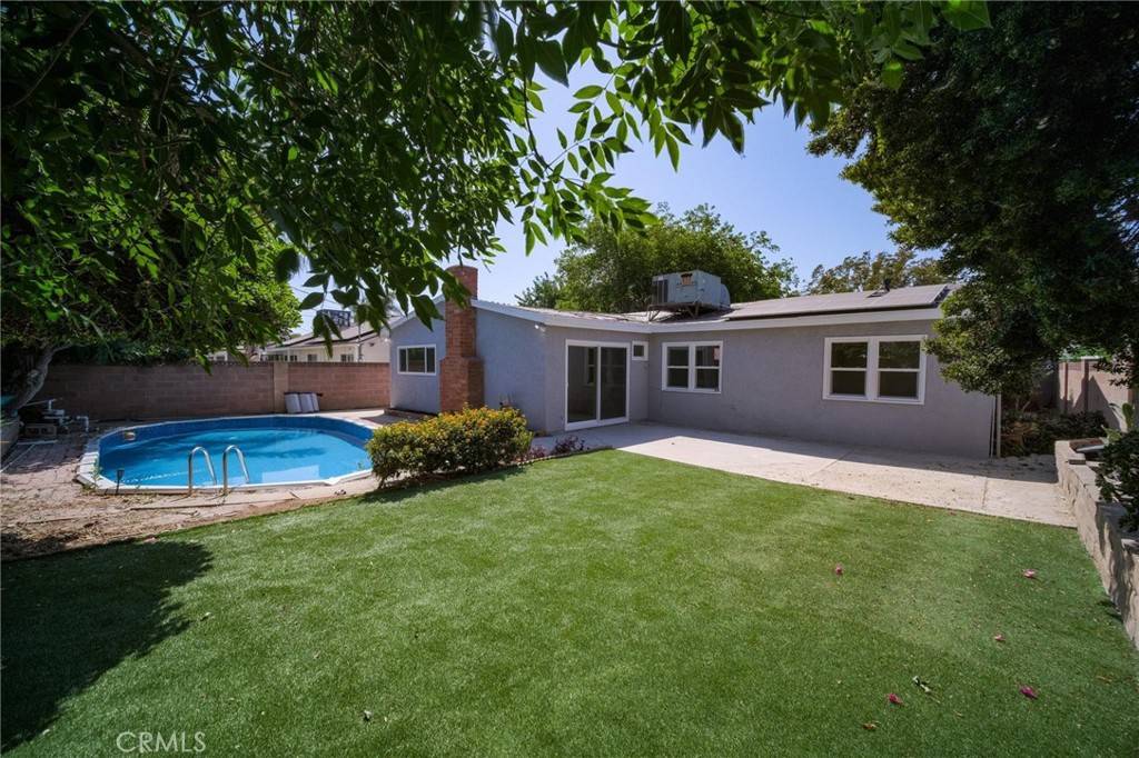 Reseda, CA 91335,7848 Chastain AVE