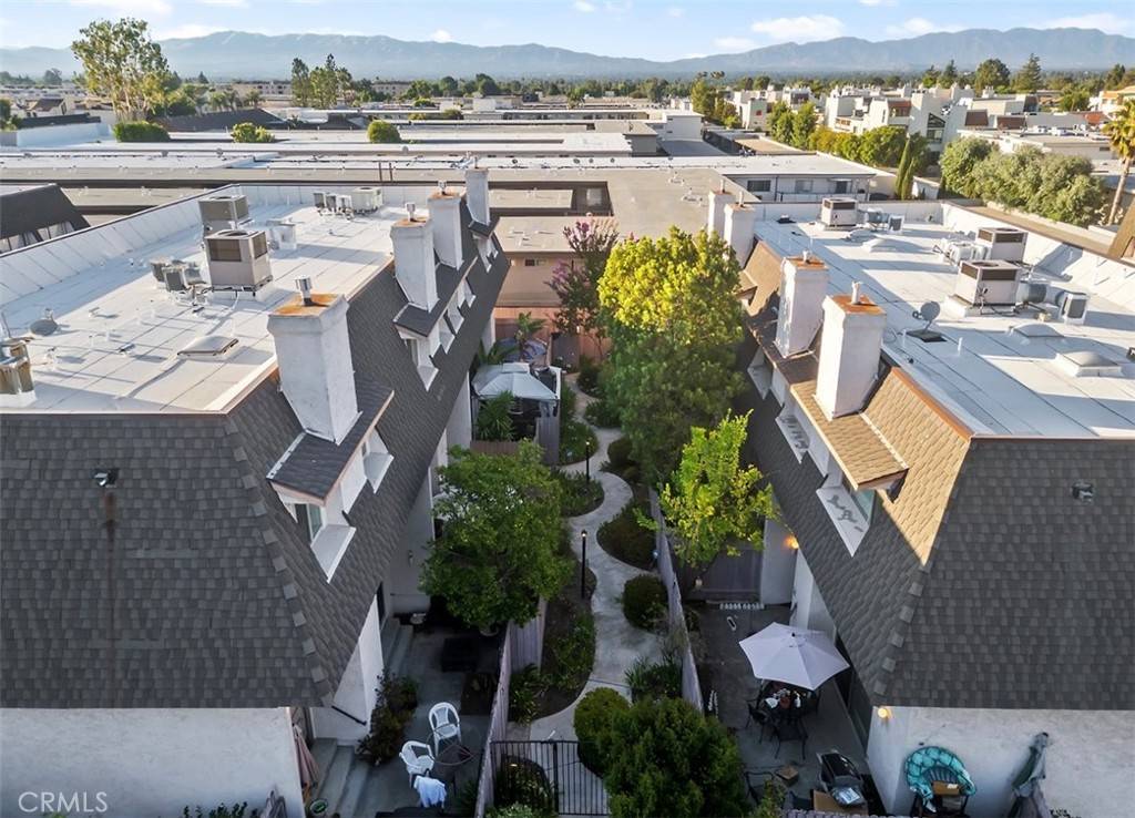 Encino, CA 91316,17937 Magnolia BLVD #18