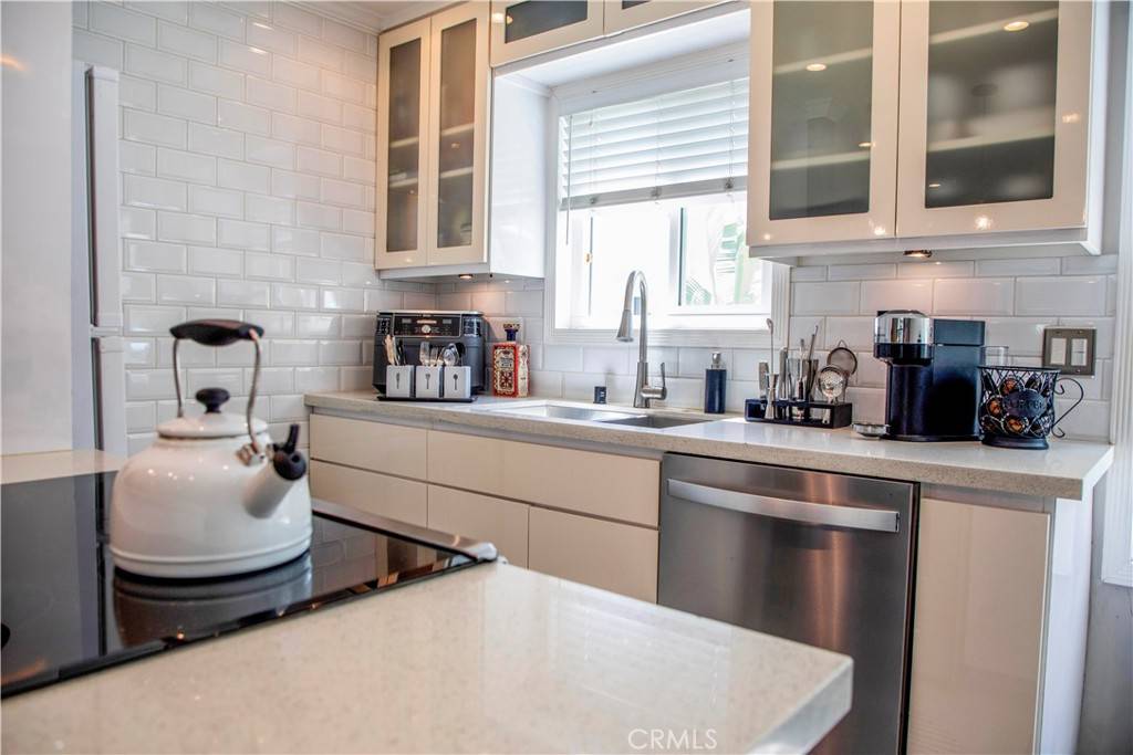 West Hollywood, CA 90069,972 Larrabee ST #119