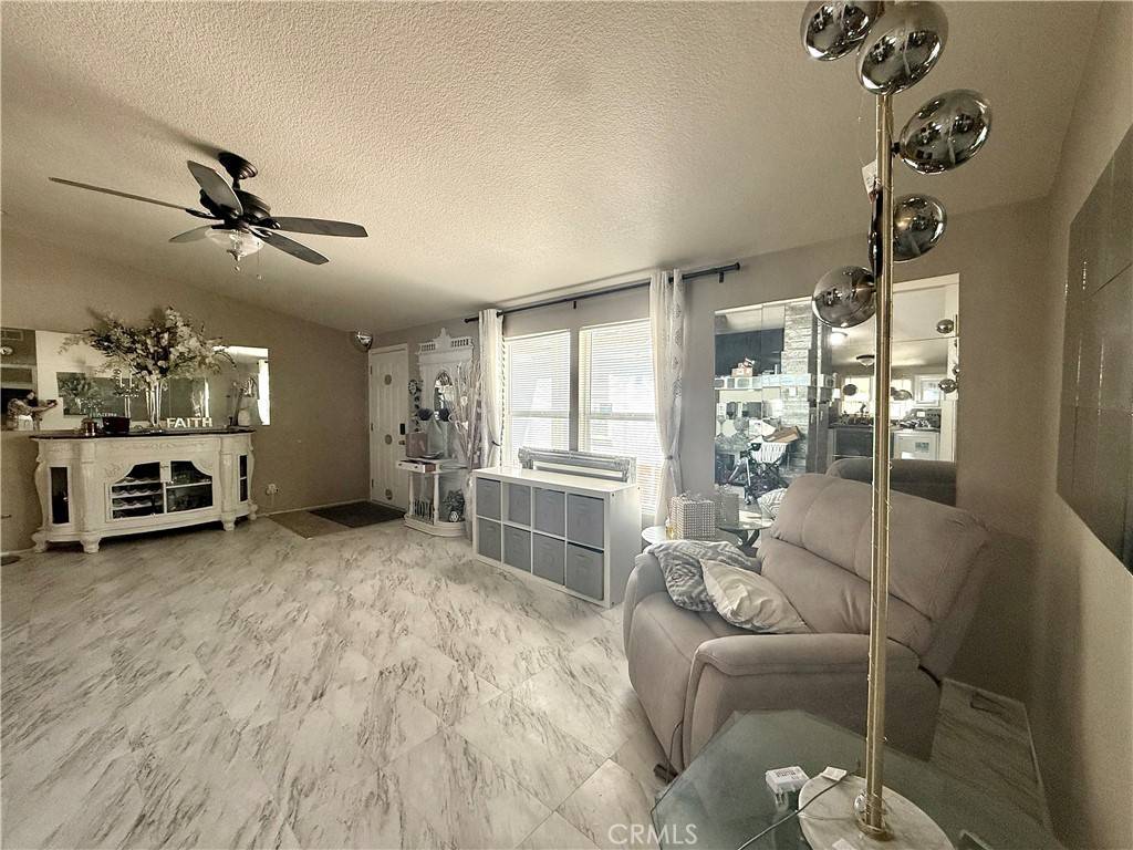 Sylmar, CA 91342,15455 Glenoaks BLVD #540