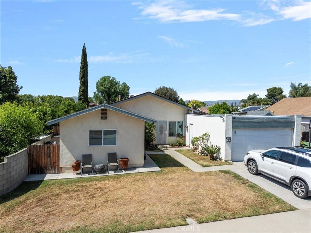 Simi Valley, CA 93065,2345 Bryson PL