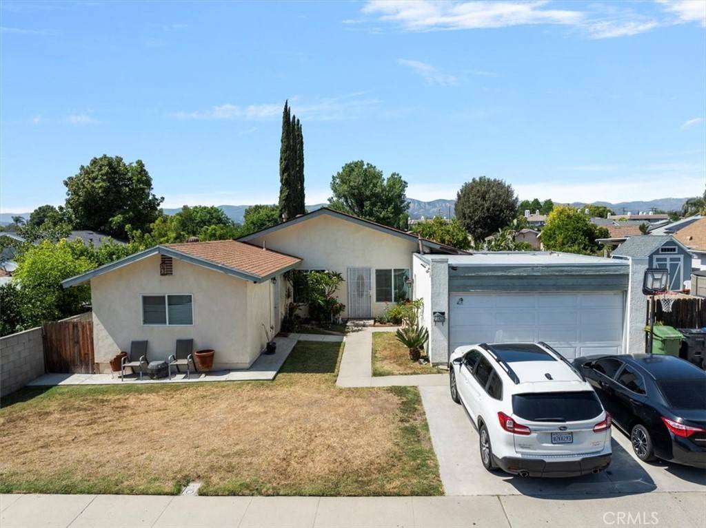 Simi Valley, CA 93065,2345 Bryson PL