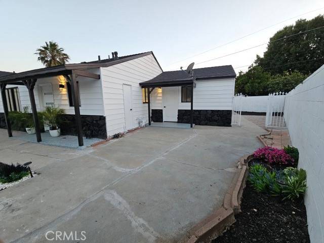 Reseda, CA 91335,7927 Chastain PL