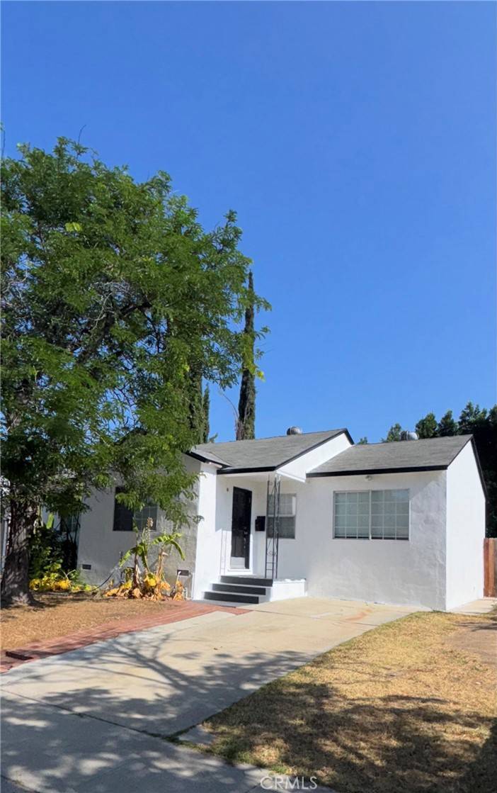 Encino, CA 91316,17440 Tiara ST