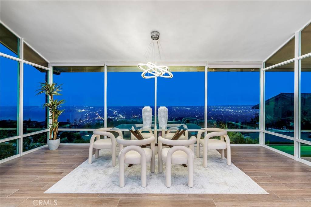 Palos Verdes Estates, CA 90274,952 Via Del Monte