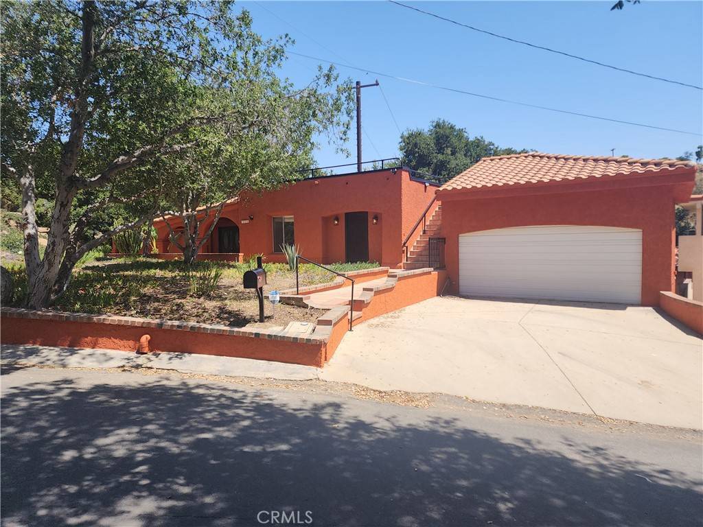 Simi Valley, CA 93063,7846 Lilac LN
