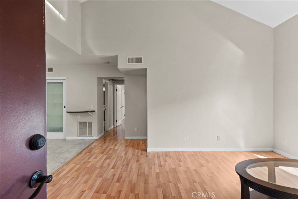 Canyon Country, CA 91351,18752 Mandan ST #1016