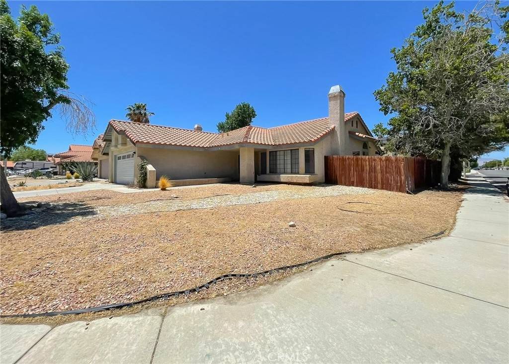 Palmdale, CA 93552,37543 Royal CT