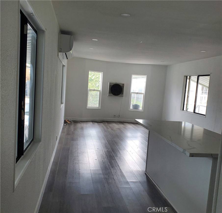 Sylmar, CA 91342,15445 Cobalt ST #59