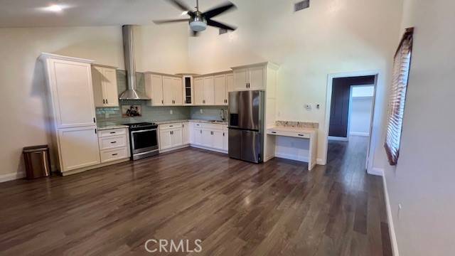North Hollywood, CA 91605,7755 Ethel AVE