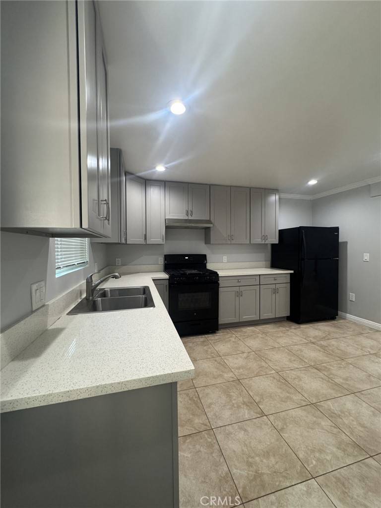 Reseda, CA 91335,18702 W Cohasset W