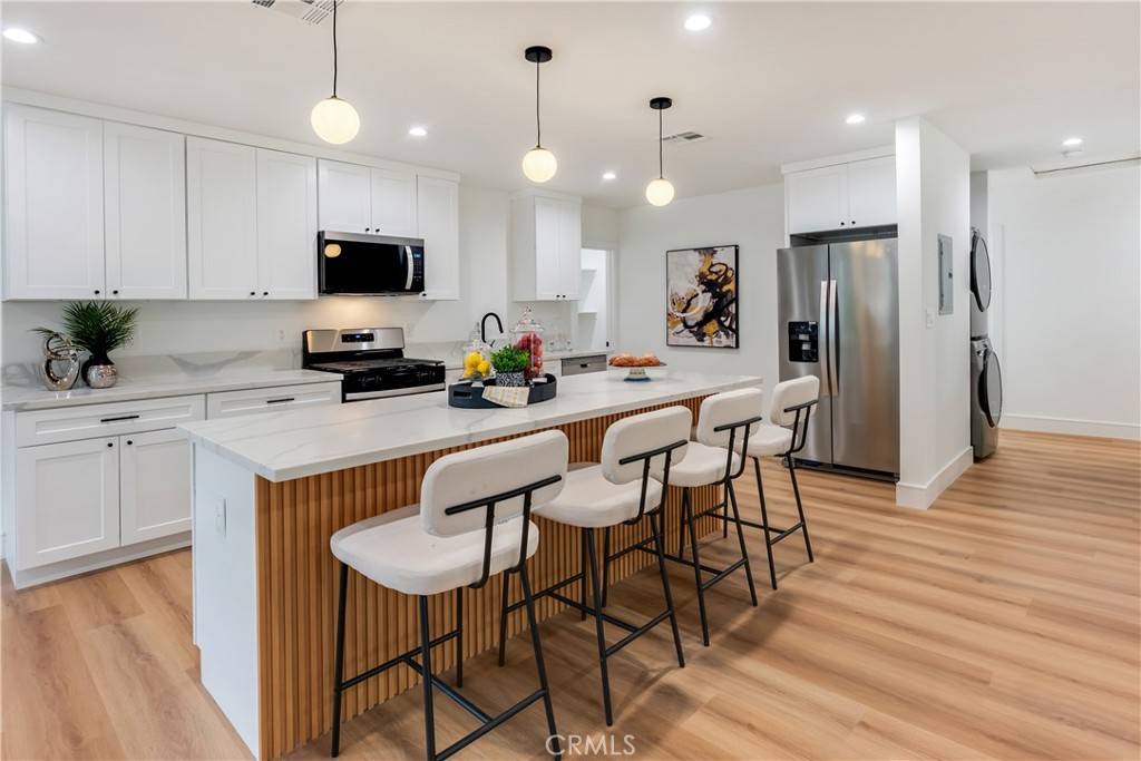 Winnetka, CA 91306,7661 Penfield AVE