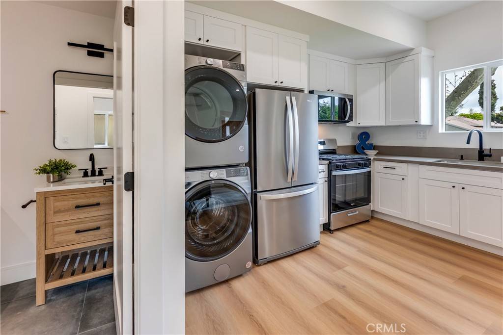 Winnetka, CA 91306,7661 Penfield AVE
