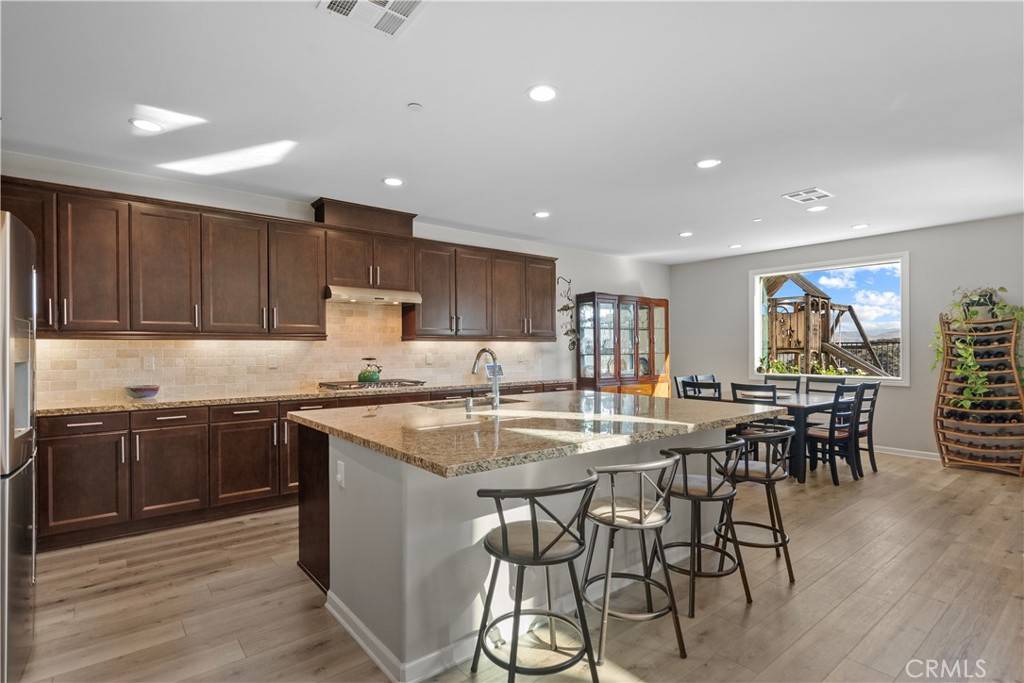 Canyon Country, CA 91387,18655 Cedar Crest DR