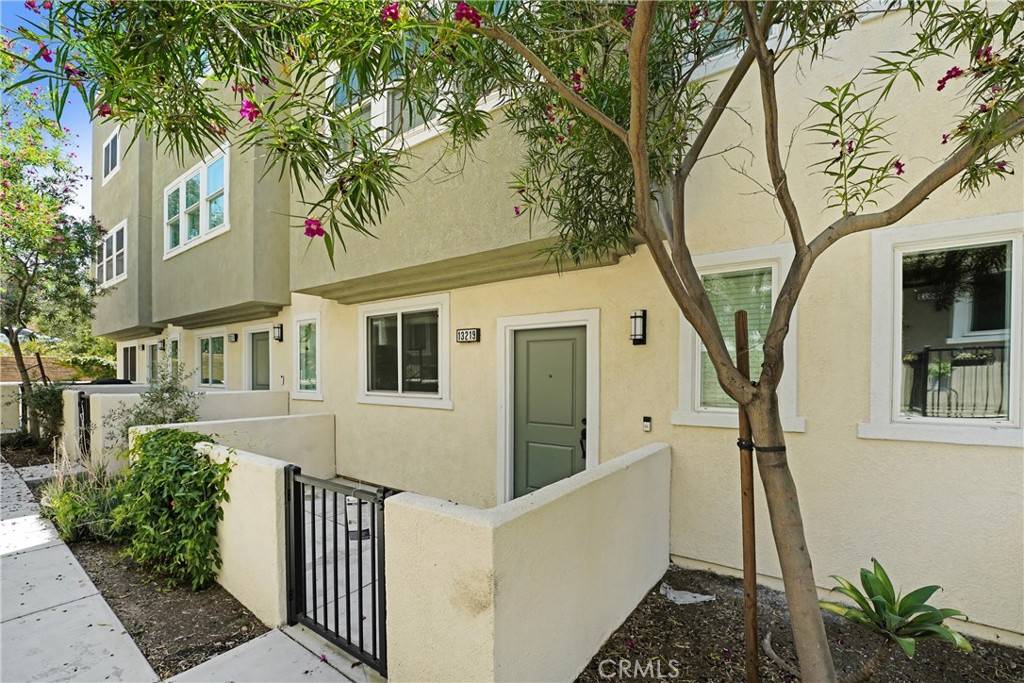 Sylmar, CA 91342,13219 Shaw LN