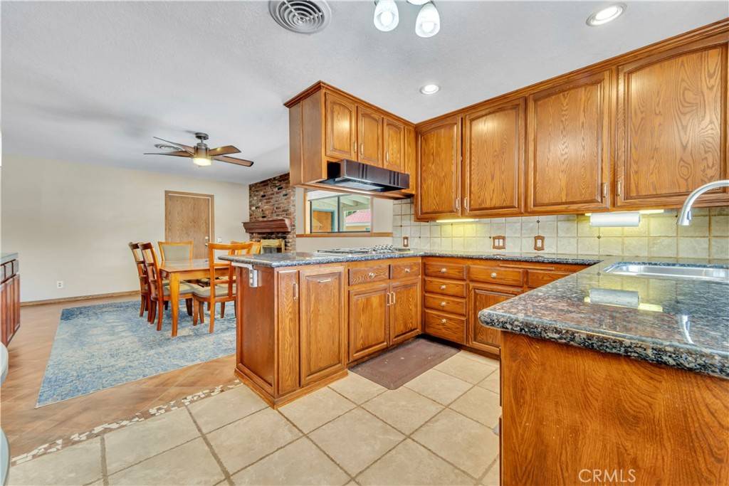 Lancaster, CA 93536,2528 Key CT
