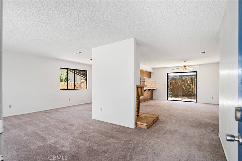 Palmdale, CA 93550,37224 Halfmoon DR