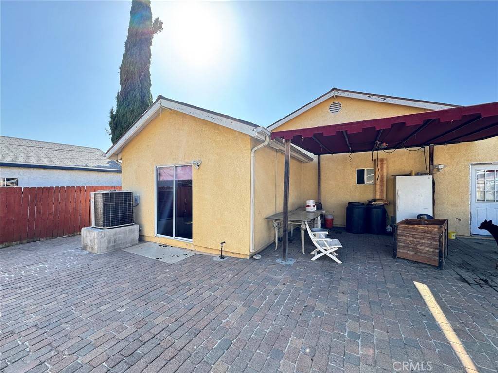 Pacoima, CA 91331,12572 Bromwich ST