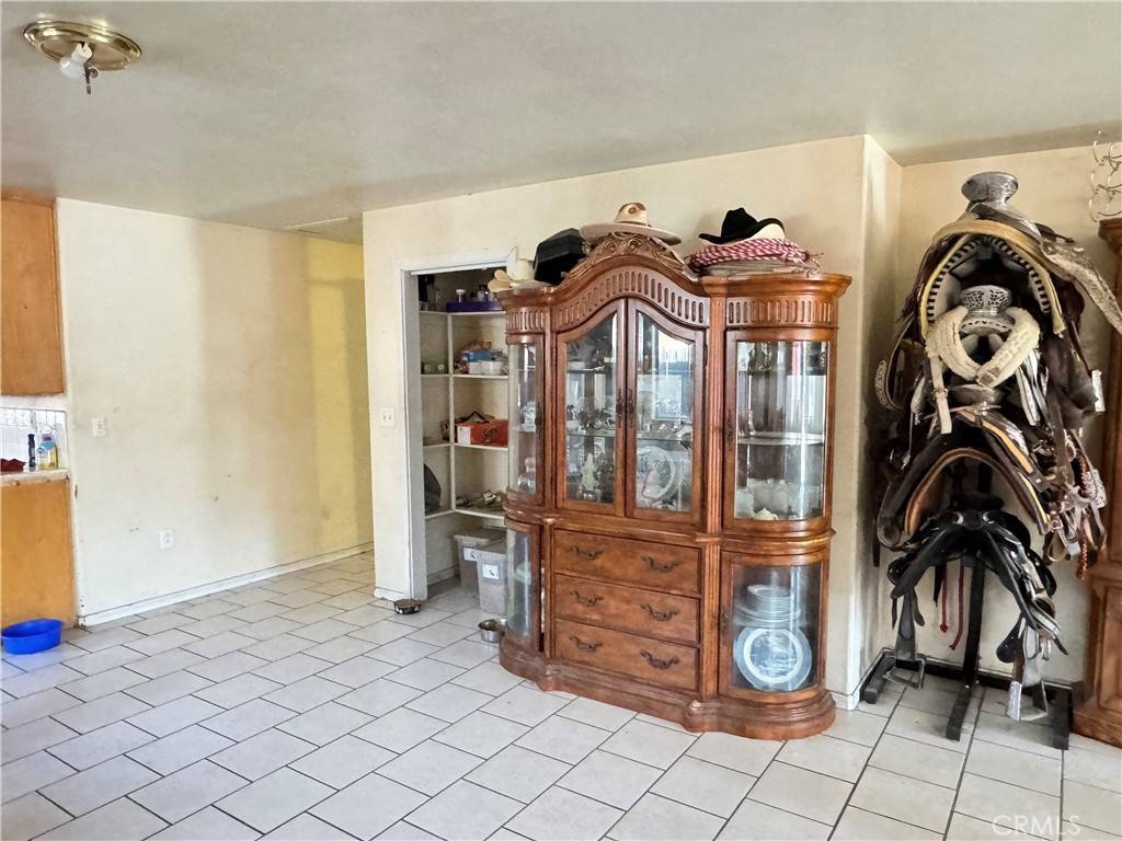 Pacoima, CA 91331,12572 Bromwich ST