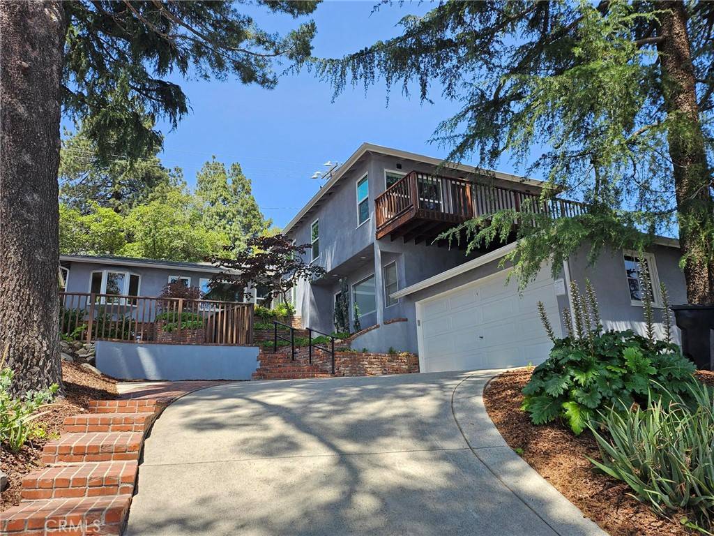 La Crescenta, CA 91214,2839 Markridge RD