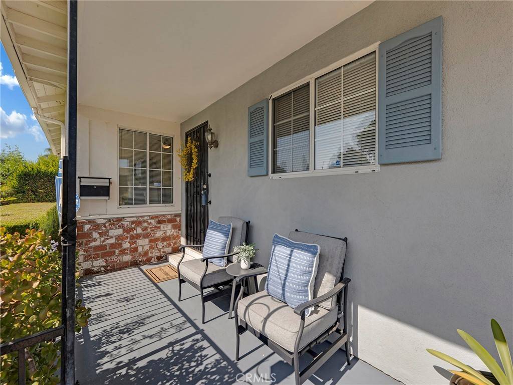 San Fernando, CA 91345,10406 Marklein AVE