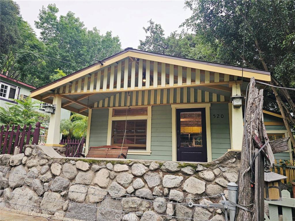 Sierra Madre, CA 91024,520 Audubon WAY