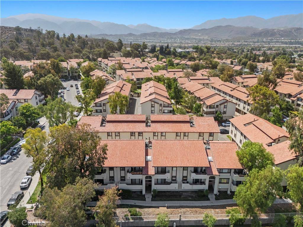 Canyon Country, CA 91387,18142 American Beauty DR #1065
