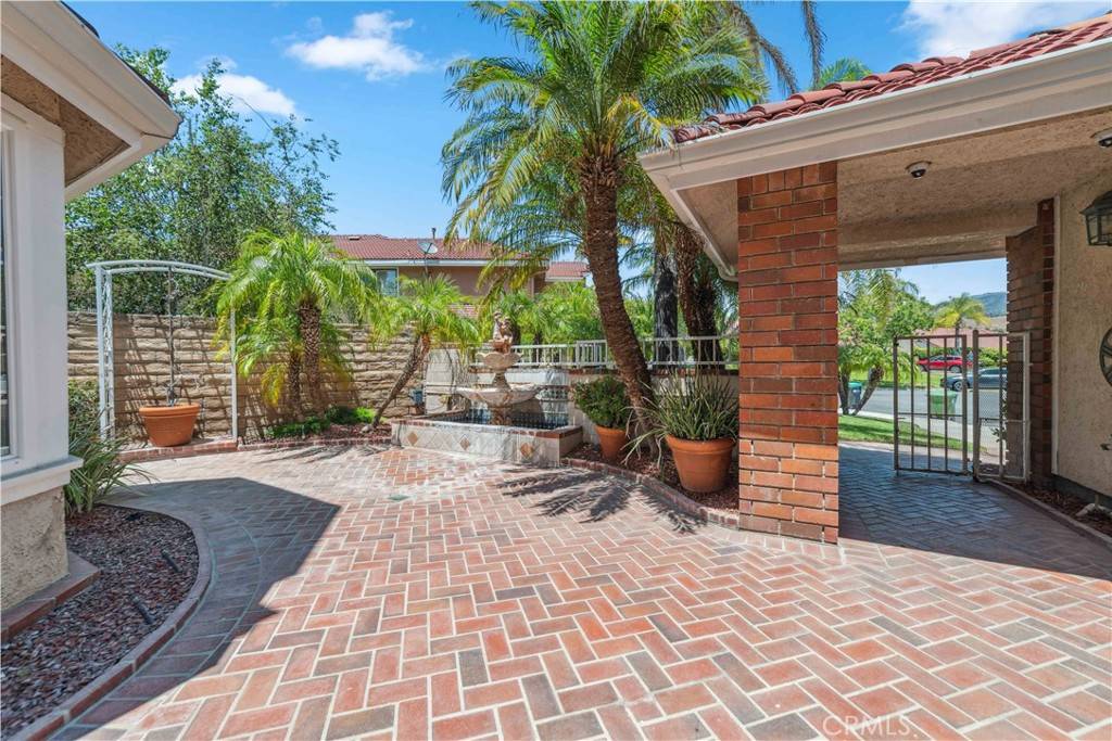 Simi Valley, CA 93063,5206 Seneca PL