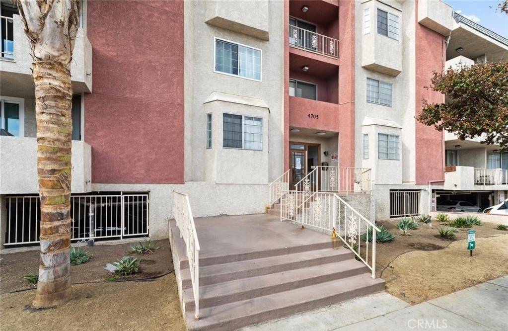 Sherman Oaks, CA 91403,4705 Kester AVE #209