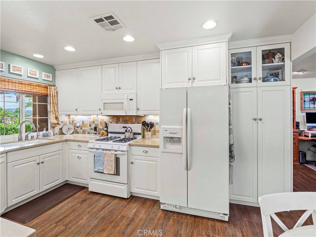 Saugus, CA 91390,22865 Tamarack LN