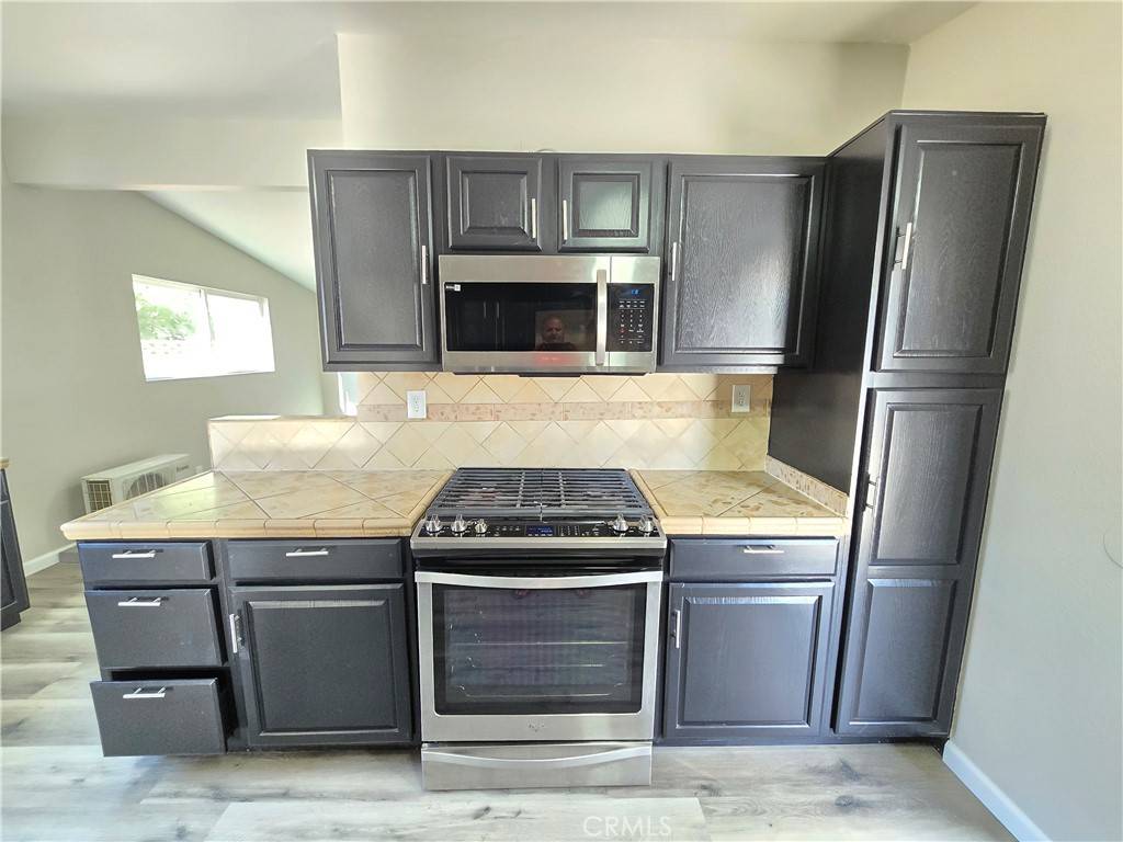 Palmdale, CA 93550,38502 Lemsford AVE