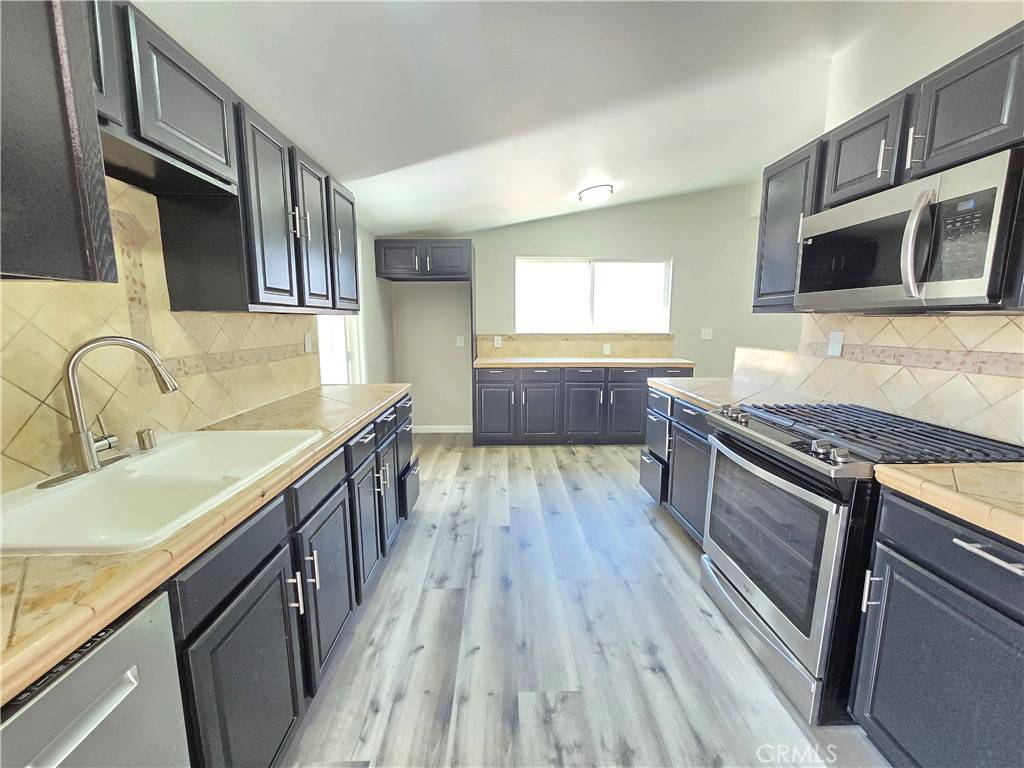 Palmdale, CA 93550,38502 Lemsford AVE
