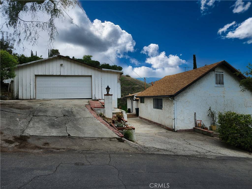 Sylmar, CA 91342,11860 West TRL