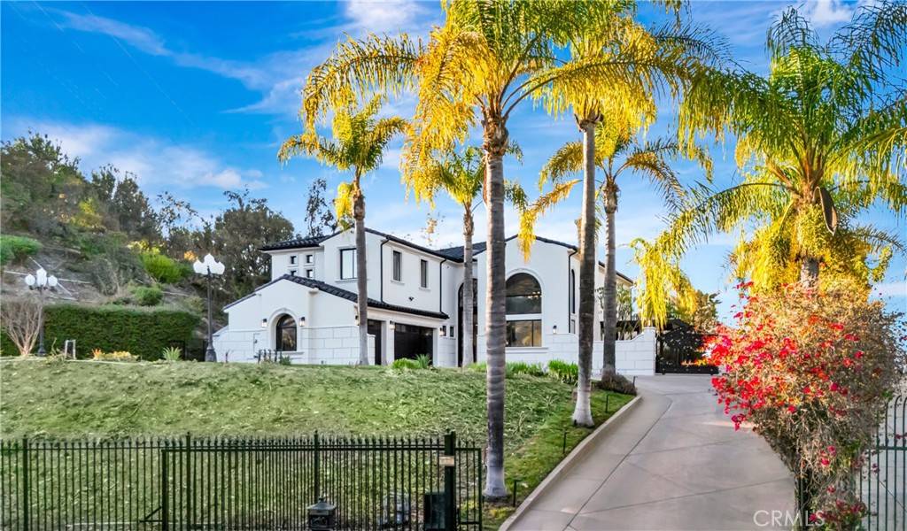 Encino, CA 91316,4165 Elm View DR