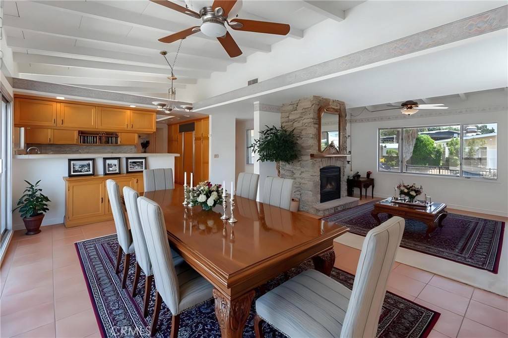 Burbank, CA 91504,3029 Trudi LN
