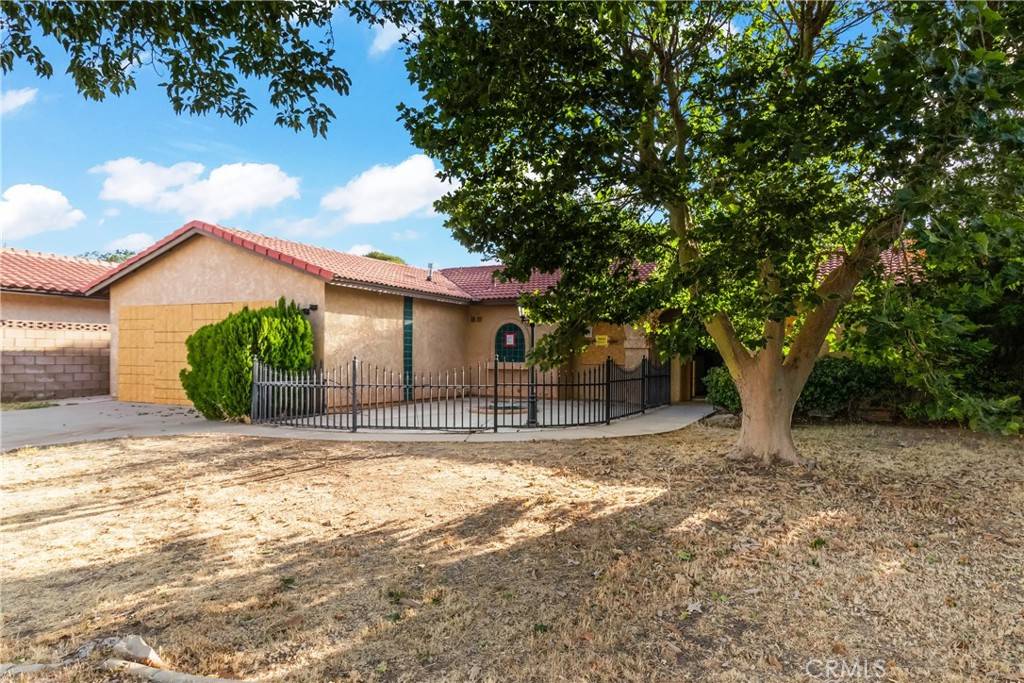 Lancaster, CA 93536,42865 Normandy LN