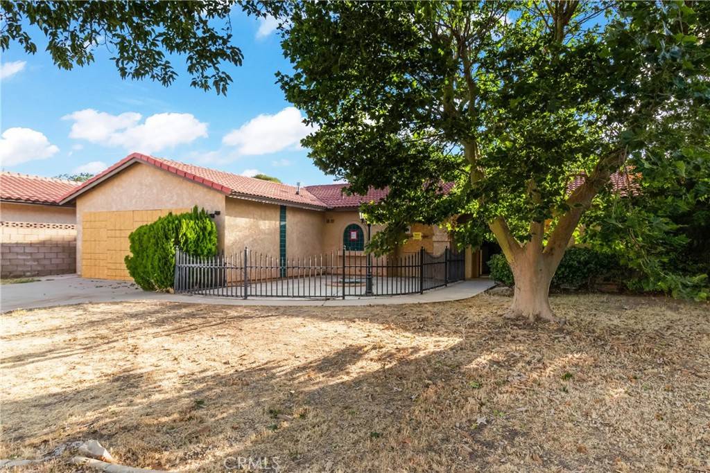 Lancaster, CA 93536,42865 Normandy LN