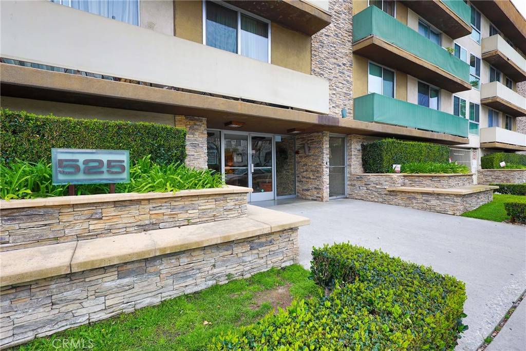 Los Angeles, CA 90036,525 N Sycamore AVE #304
