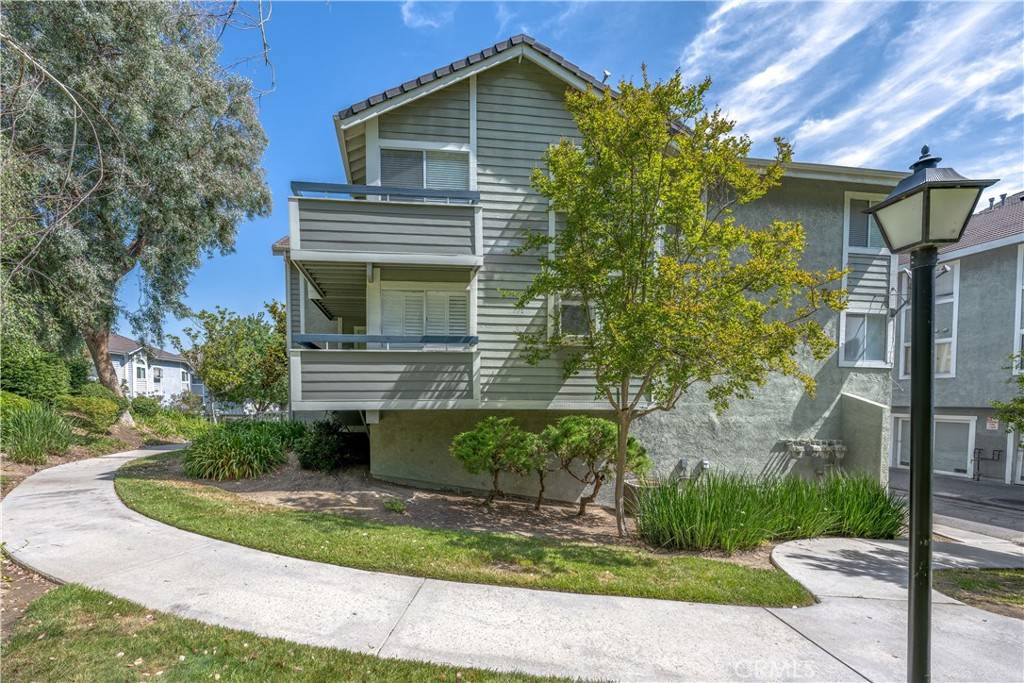 Canyon Country, CA 91351,20214 Fanchon LN #143