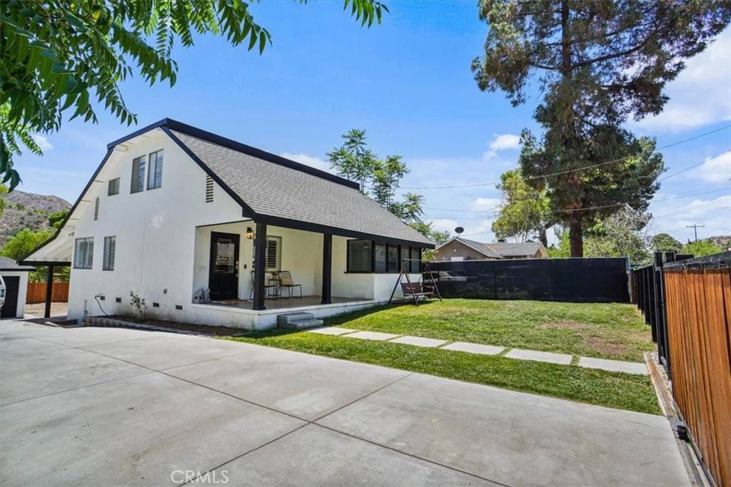 Canyon Country, CA 91351,16948 Forrest ST