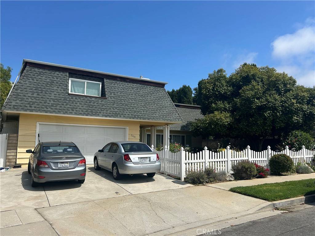 Newbury Park, CA 91320,2266 Adrian St