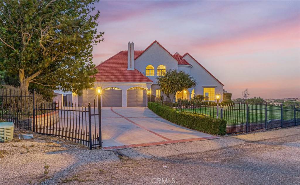 Palmdale, CA 93550,865 Carob CT