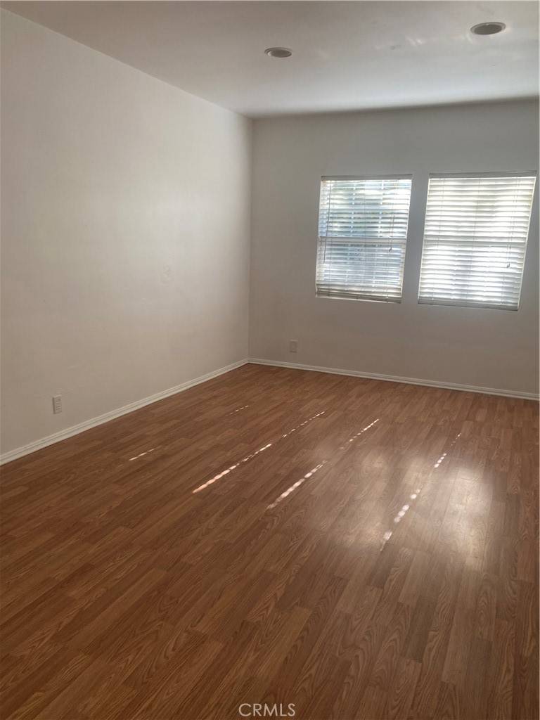 Encino, CA 91316,4943 Newcastle AVE