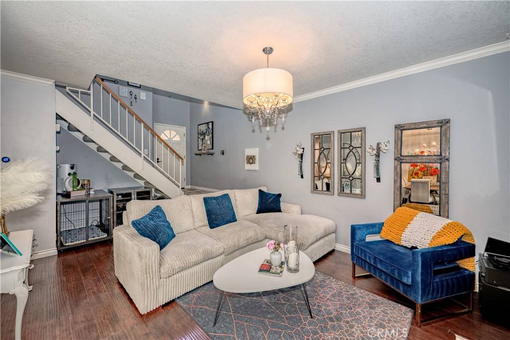 Saugus, CA 91390,22943 Banyan PL #306